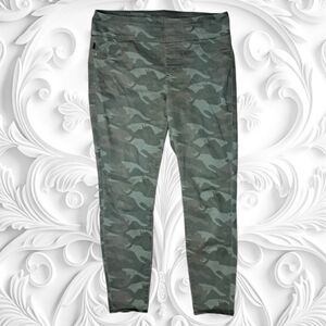 Rock & Republic Denim RX The Slimming Denim Cure Camouflage Pants Size 16Rock